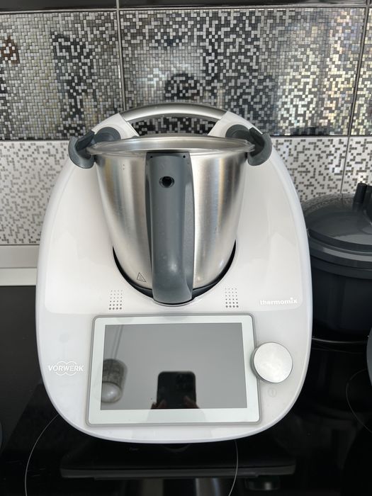 Thermomix TM6 aproape nou - toate accesoriile originale