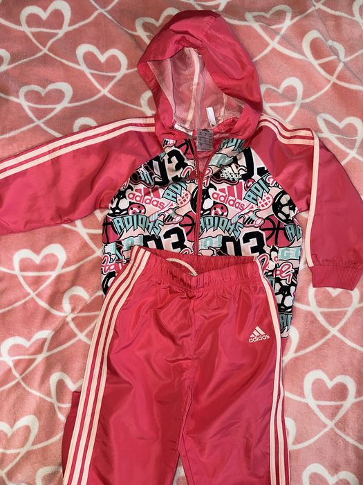 Детски анцуг Adidas  104 размер