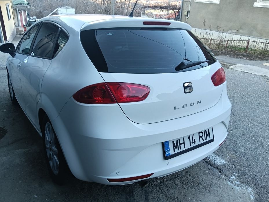 SEAT Leon 2011 — imagine 2