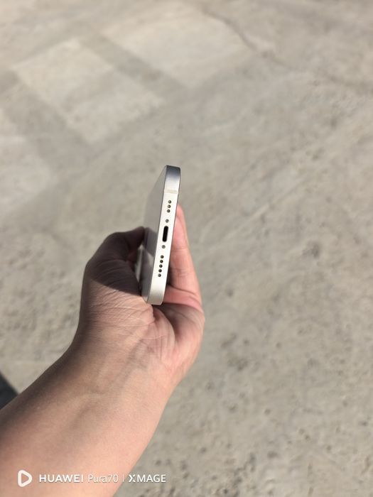 iPhone 13 128gb.