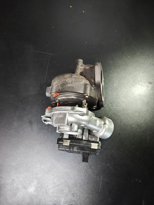 Turbo turbosuflanta BMW 2.0 bi-turbo N47 218hp cod 54359710060
