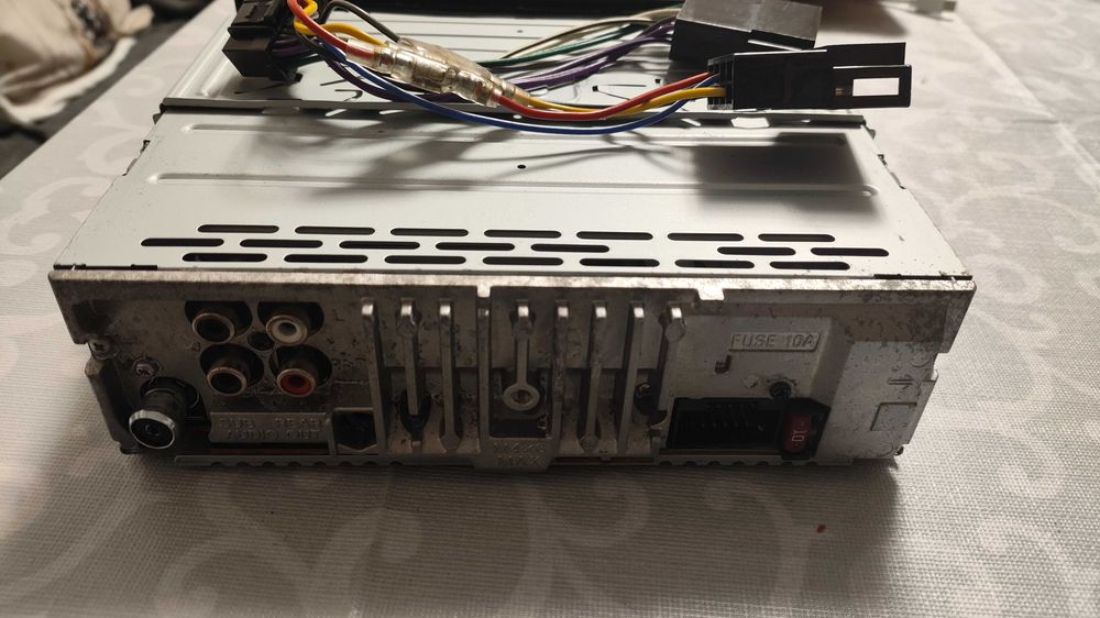 Sony CDX -G1100U