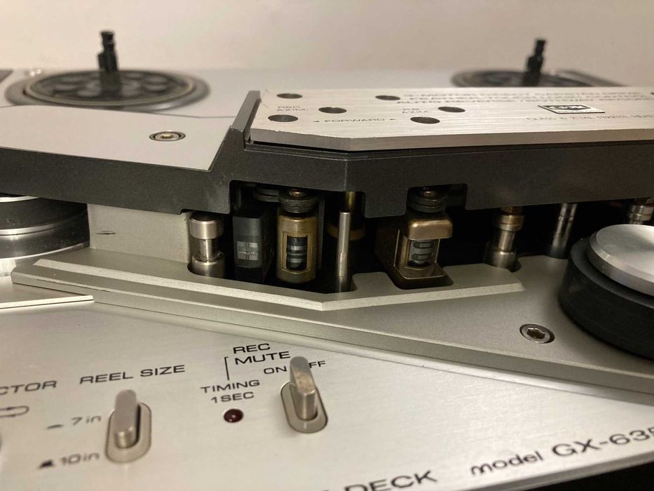 Magnetofon Akai GX-635D