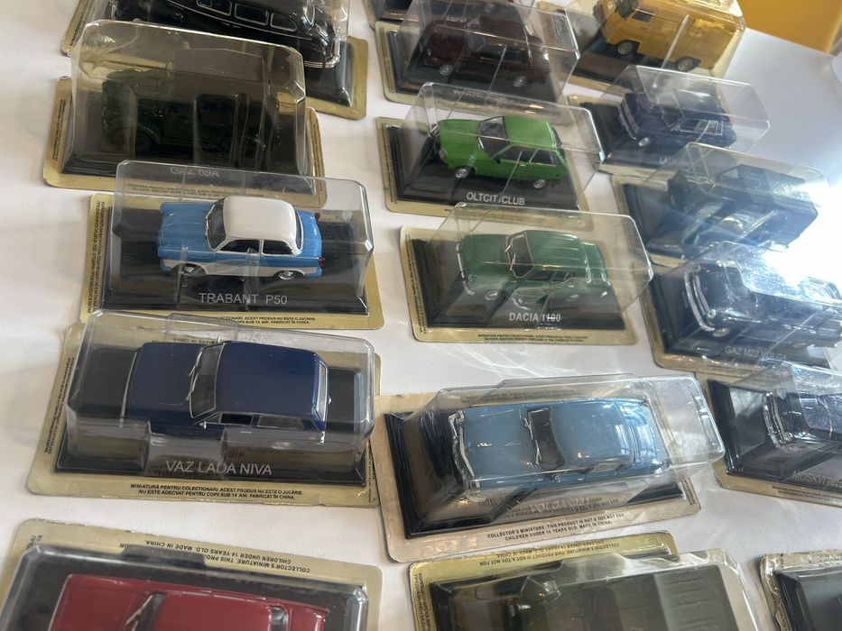 Lot 18 machete auto de colecție 1:43 - Mașini de Legendă (ARO, Dacia, Rocar, Lada)