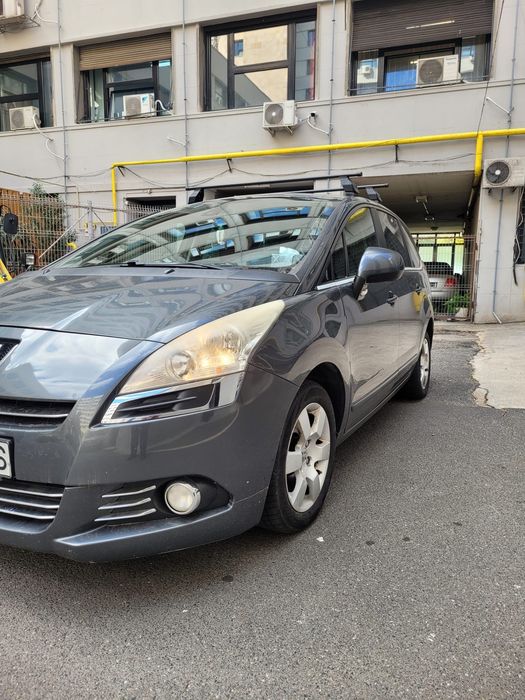 PEUGEOT 5008 2010 — imagine 5