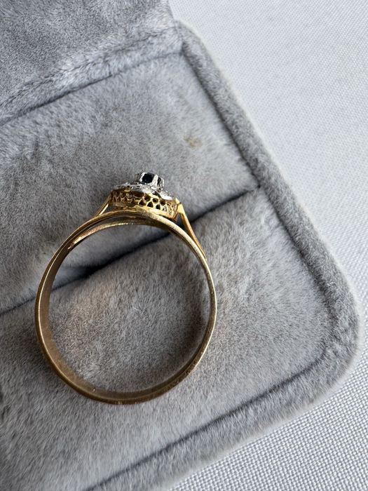 Inel din aur, safir si diamante