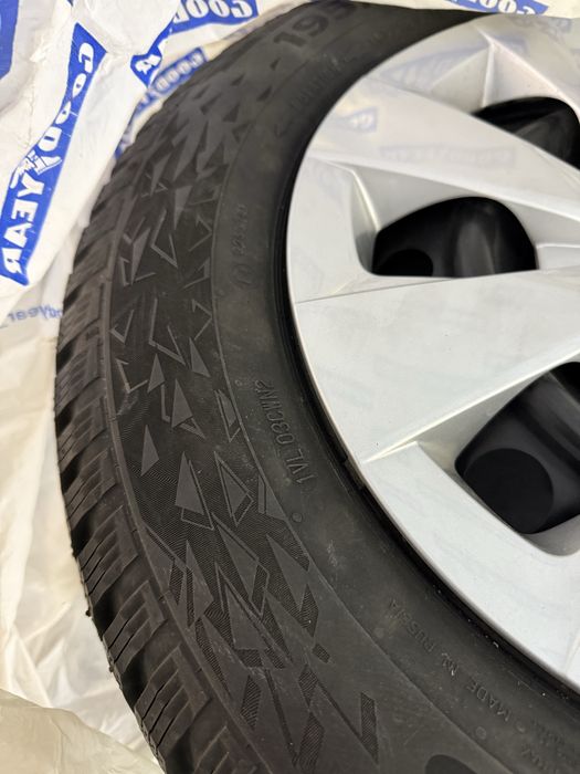Шины зимние новые