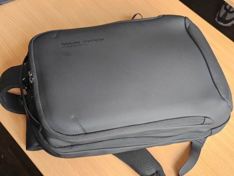 Rucsac Mark Ryden compatibil cu laptop 15.6" și tabletă 11"