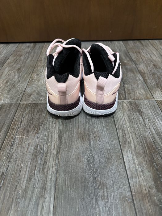 Under armour дамски 40.5