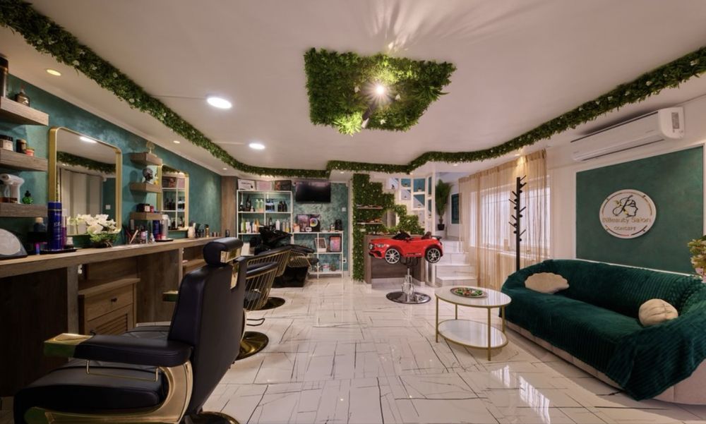 Inchiriez post/salon