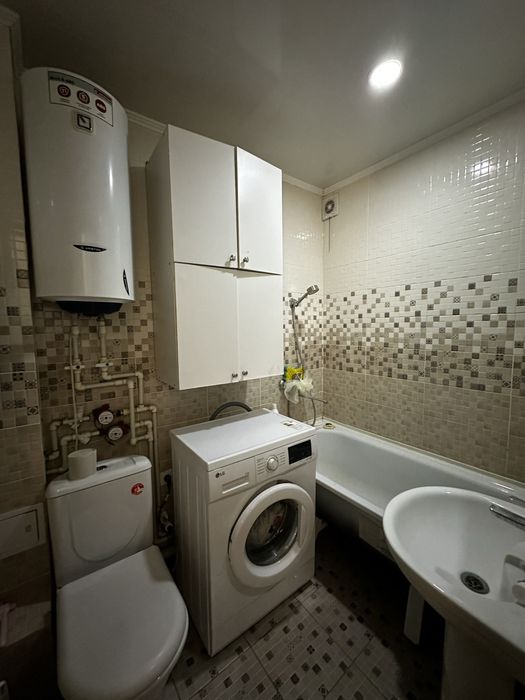 Продается 2 комнтная квартира