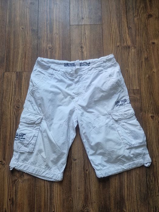 Страхотни мъжки къси панталони САМР
DAVID размер L ,без забележки като