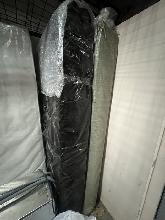 Шкаф,матрасы,кровать