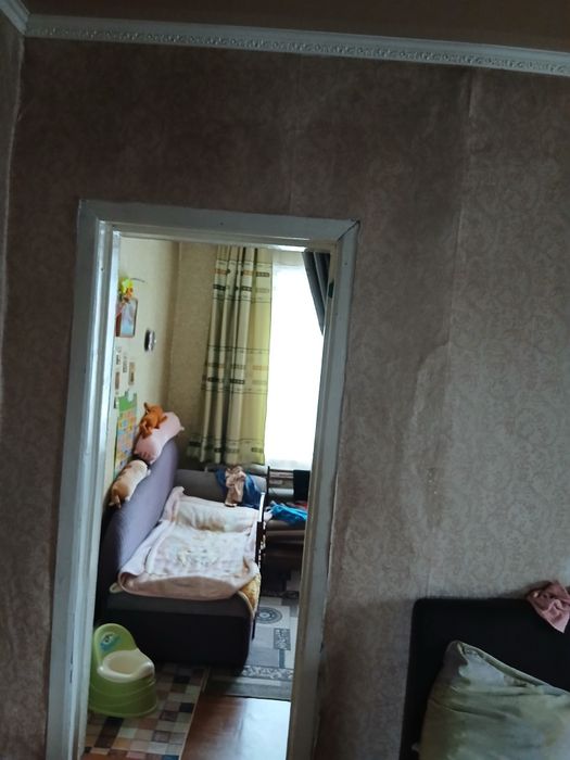 Продам пол дома в 2х квартирном доме