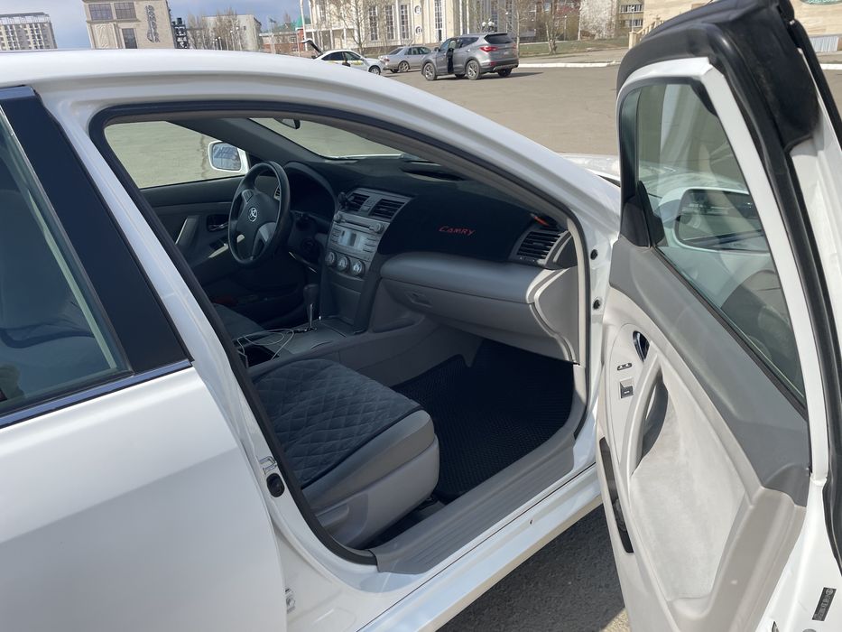 Тойота камри 2009