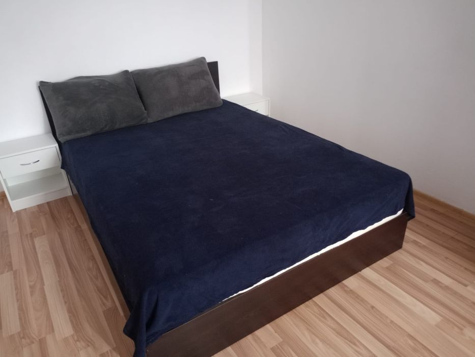 Închiriez apartament 2 camere central