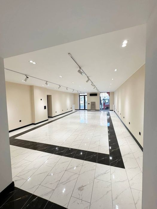 Срочно продаётся нежилое помещения 1линия в доль дороге шота руставели