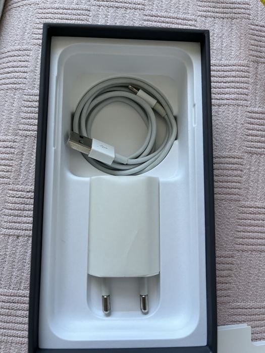 б/у iPhone 8 64 gb