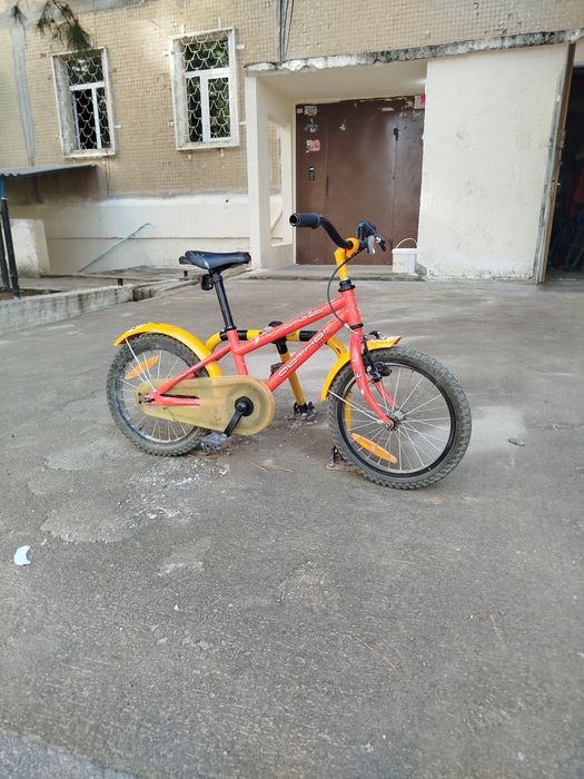 Детский фирменный велосипед