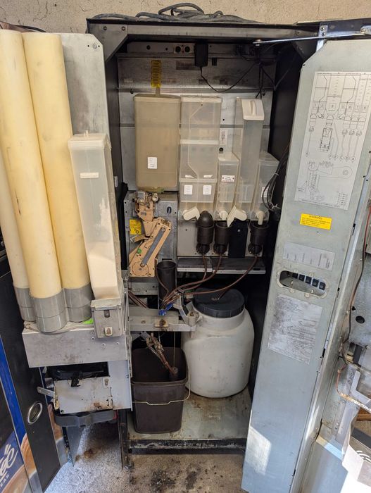 Вендинг кафе автомат Зануси Астро