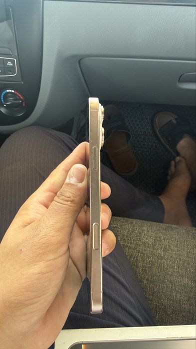 Iphone 16 pro max srochni