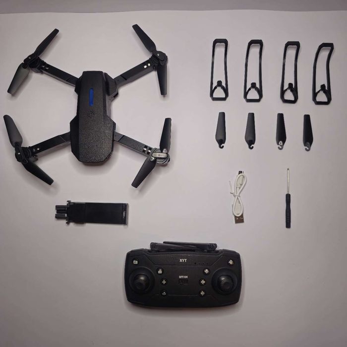 Дрон E100 Dual Camera с множенство функции