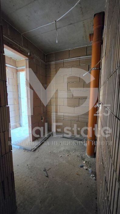 Продава се Двустаен апартамент в Пловдив, Остромила - 66 кв.м за 1302 €/кв.м - Снимка #7