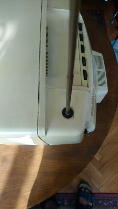 Стар съветски телевизор " Юность " 402В