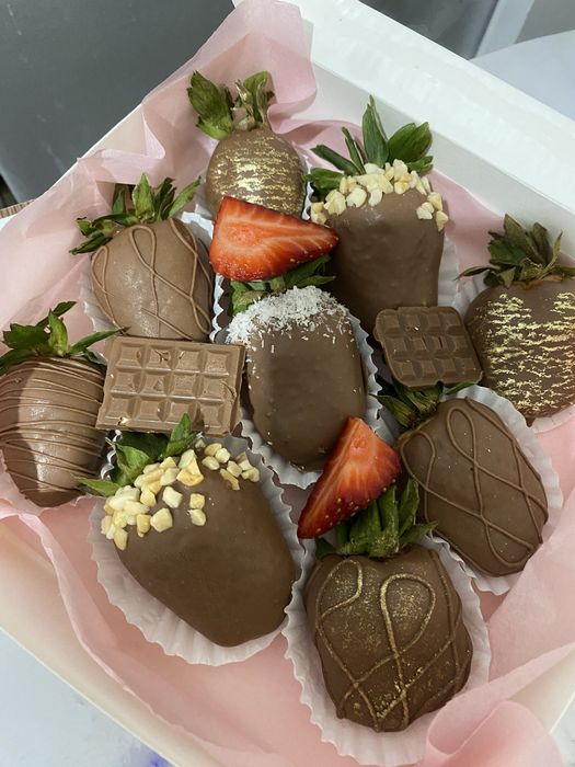 КЛУБНИКА в шоколаде