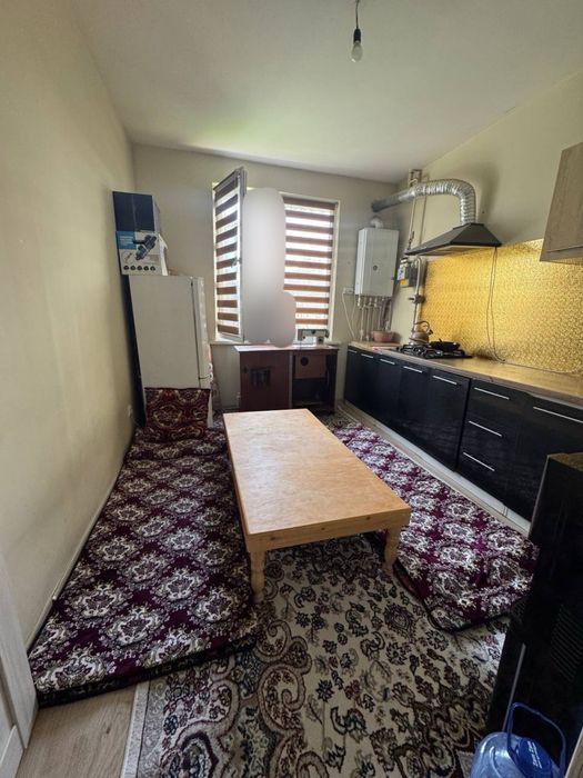 Sergeli choshtepa 1 xona srochna sotiladi