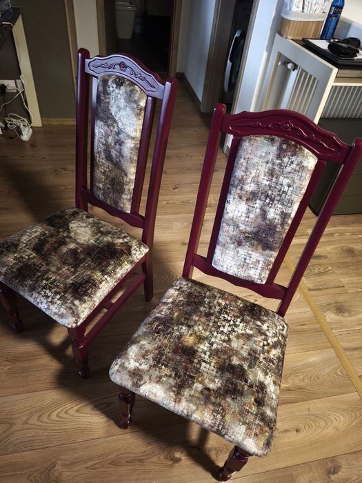 Set 4 scaune mov in stare foarte buna