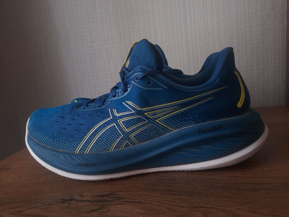 Asics gel Cumulus 26 маратонки 44 номер.