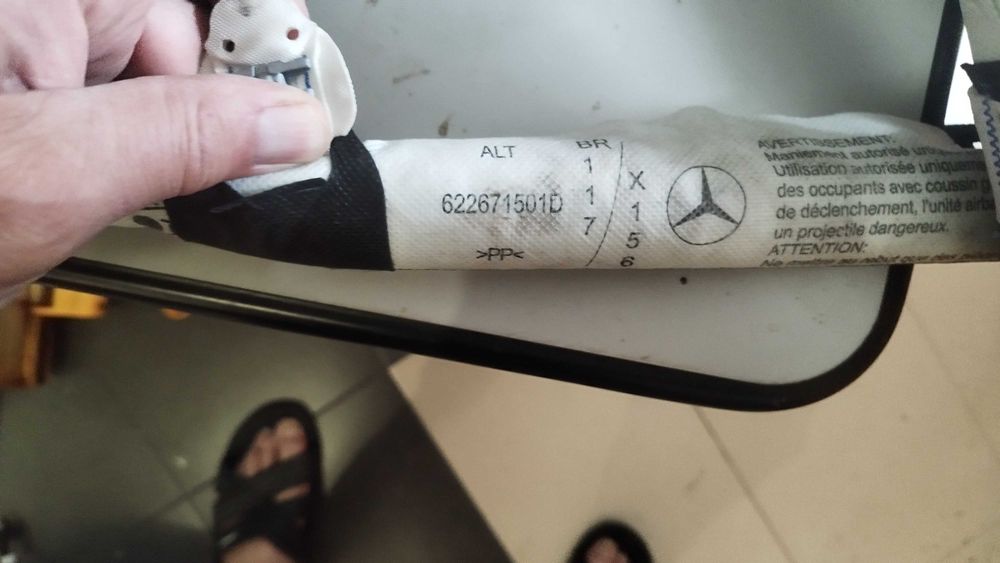 Mercedes GLA класа - оригинален еърбег тип „завеса“ (Curtain Airbag) 2015-2019