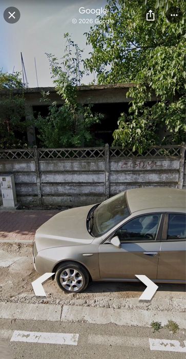 Teren stradal cu utilitati glina   plus constructie cu placa