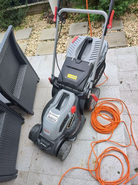 Vand masina tuns iarba electrica Sterwins 1600 W lama 37cm
