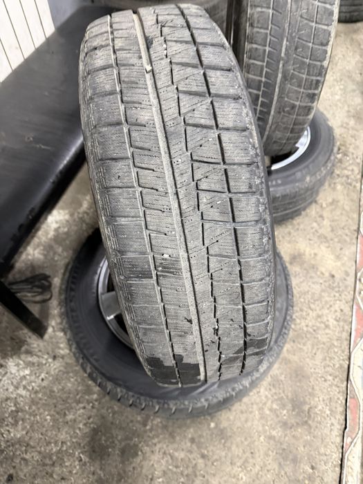 Продам диск на 16 камри