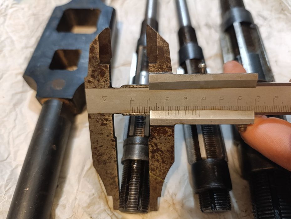 Раздвижен райбер и върток