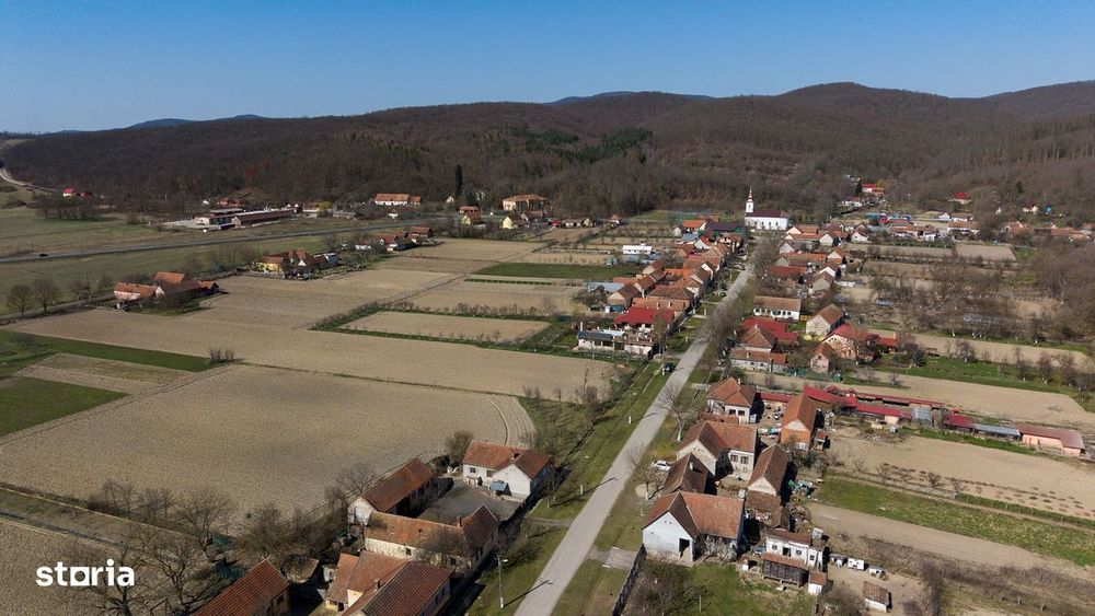 Loc de casă în Odvoș - Conop 3000mp