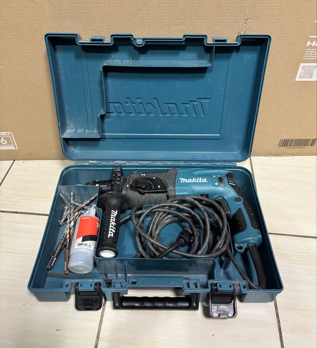 MDM vinde: Ciocan rotopercutor Makita HR2470T.