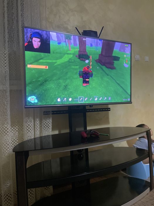 Телевизор фирма TCL