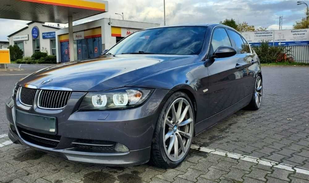 Far faruri BMW E90 E91 NFL Xenon 3D Angel Eyes negru NOU