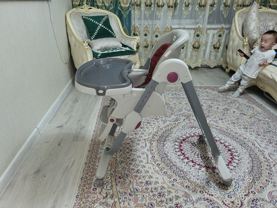 Стульчик для кормления