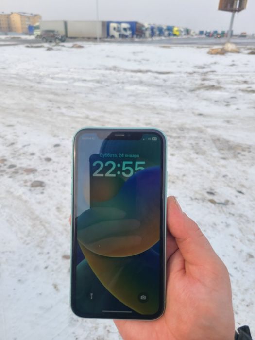 Продам IPhone 11