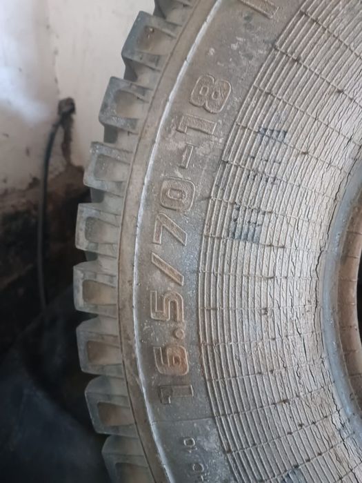 Шины грузовой.