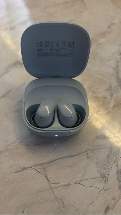 наушники продам наушники Redmi Buds 6