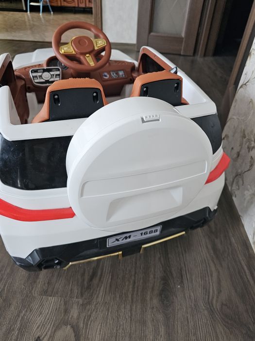 Продам детский автомобиль