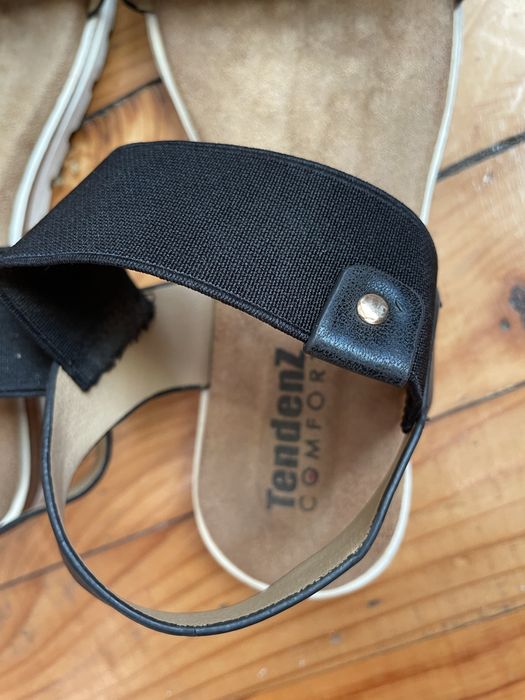 Дамски сандали DARIS , Дамски сандали TENDENZ и Летни обувки Lacoste