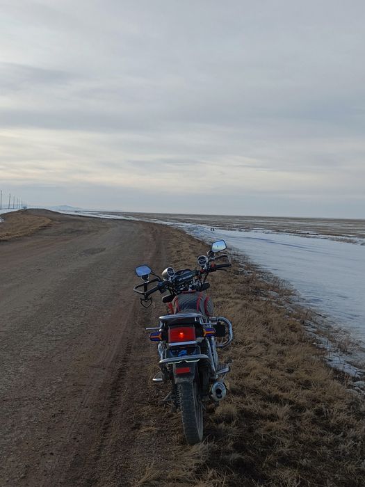 Продам мотоцикл 200 куб