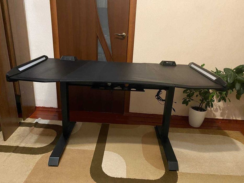 Компьютерный стол cougar mars black