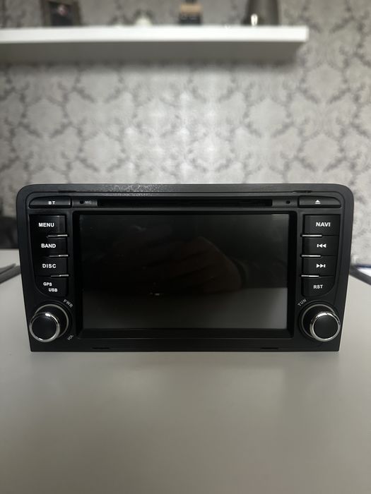 Продавам мултимедия за Audi A3 8P с CarPlay и Android Auto